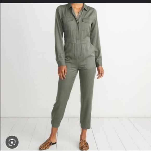 Marine layer Frida jumpsuit - Picture 2 of 5